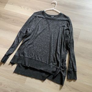 Long gray sweater, perfect to pair with leggings